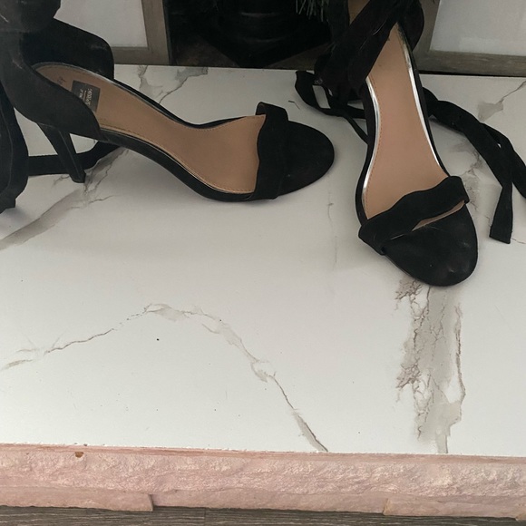 Sandals - Picture 2 of 3